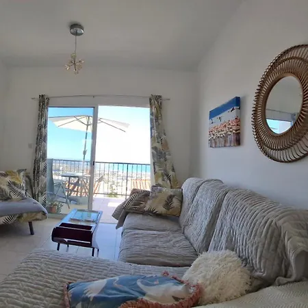 Atlantis Penthouse With Jacuzzi Pool And Sea Views