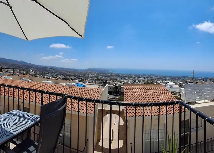 Atlantis Penthouse With Jacuzzi Pool And Sea Views Appartement