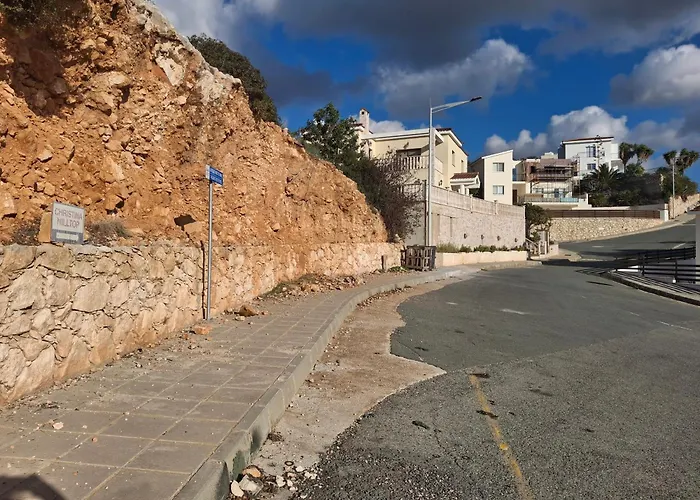 Atlantis Penthouse With Jacuzzi Pool And Sea Views *